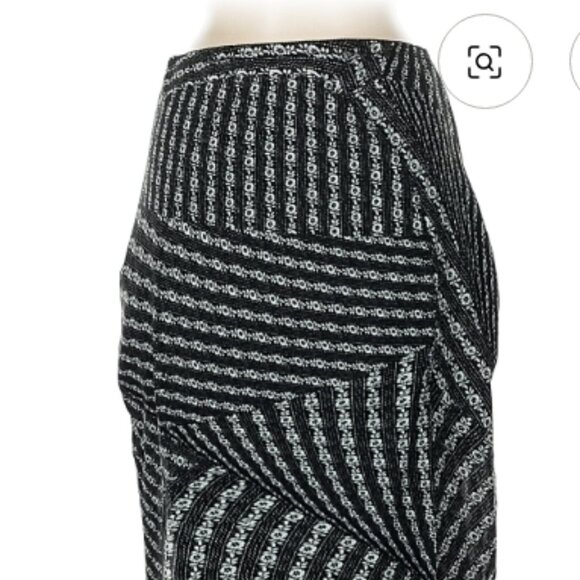 NWOT TORY BURCH FW 2023 Collection Mesh Skirt in Black Warped Lace M $1198 - Picture 7 of 11